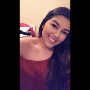 Meet your Posher, Leana